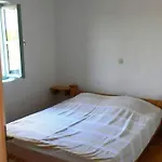 Lavender Cottage-two Bedroom With Terrace בית נופש