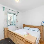 Lavender Cottage-two Bedroom With Terrace *