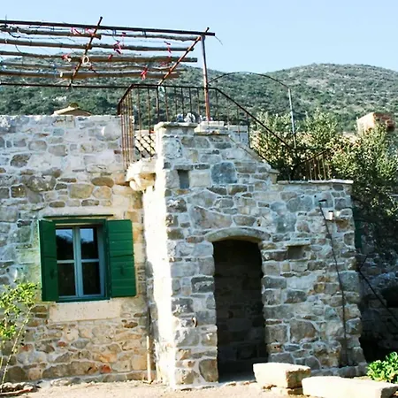 Lavender Cottage-two Bedroom With Terrace