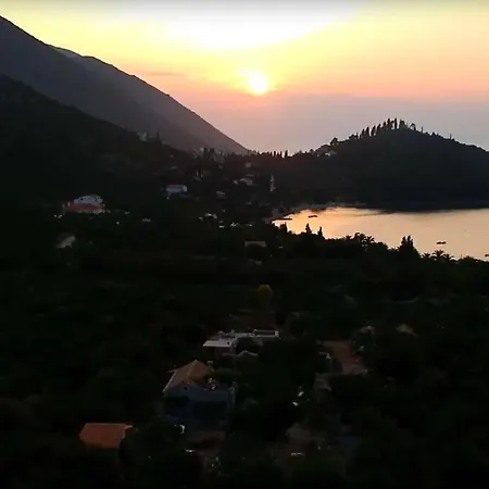 Lavender Cottage-two Bedroom With Terrace *